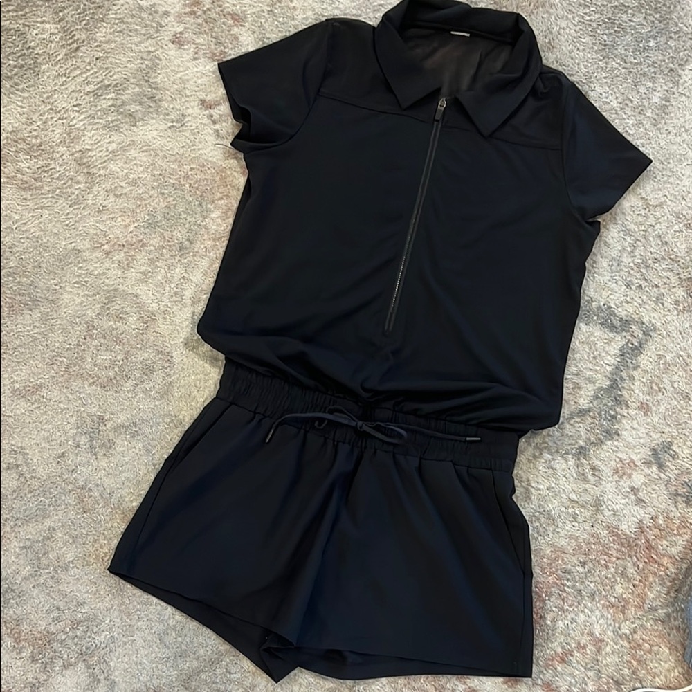 Fabletics - Black Zip-front Romper with mesh top - Picture 3 of 9